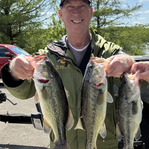 Wayne Byars - Saturday (3rd overall with 6.94 lbs).