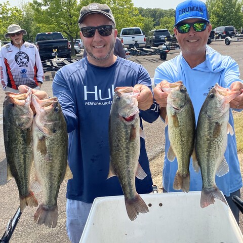 Pete Morrone took 1st with a total weight of 16.93 lbs.